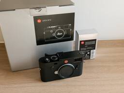 Leica M10 távolságmérős fényképezőgép, fekete, 2 elemmel és tartozékokkal