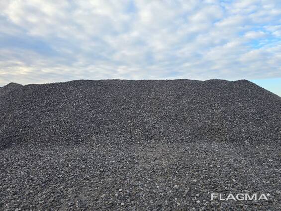Természetes kőzúzalék (gránit) vasúti ágyazathoz 25–60 mm frakció